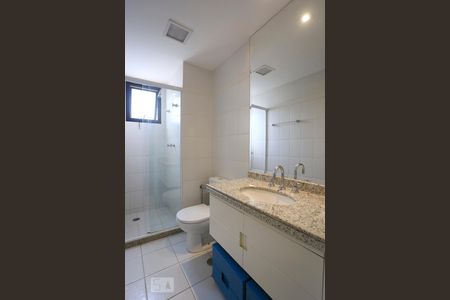 Apartamento para alugar com 191m², 3 quartos e 3 vagasBanheiro da Suite 2