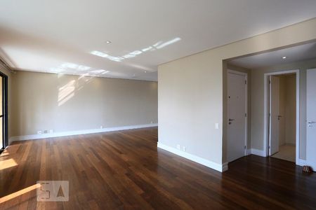 Apartamento para alugar com 191m², 3 quartos e 3 vagasSala