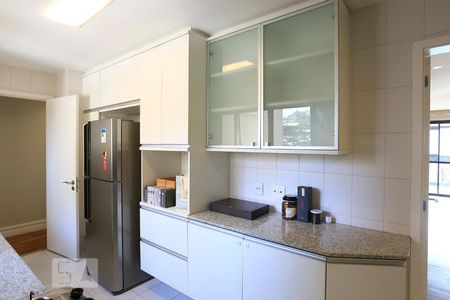 Apartamento para alugar com 191m², 3 quartos e 3 vagasCozinha