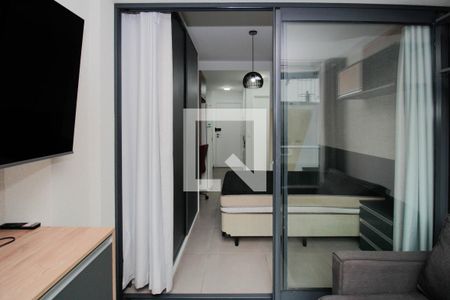Studio para alugar com 25m², 1 quarto e sem vaga Studio para alugar com 25m², 1 quarto e sem vagaSala