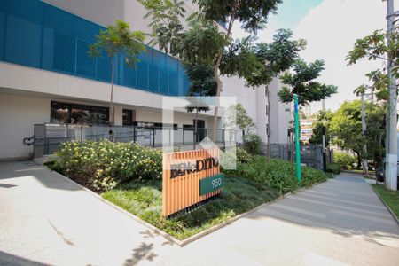 Studio para alugar com 25m², 1 quarto e sem vaga Studio para alugar com 25m², 1 quarto e sem vagaFachada