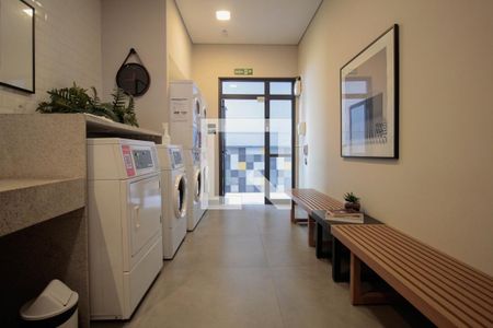 Studio para alugar com 25m², 1 quarto e sem vaga Studio para alugar com 25m², 1 quarto e sem vagaLavanderia