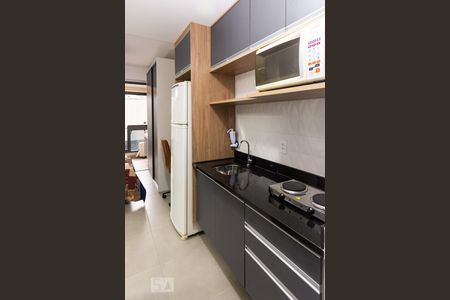 Cozinha de kitnet/studio para alugar com 1 quarto, 25m² em Cerqueira César, São Paulo