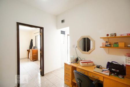 Casa à venda com 230m², 5 quartos e 2 vagas Casa à venda com 230m², 5 quartos e 2 vagasQuarto 03