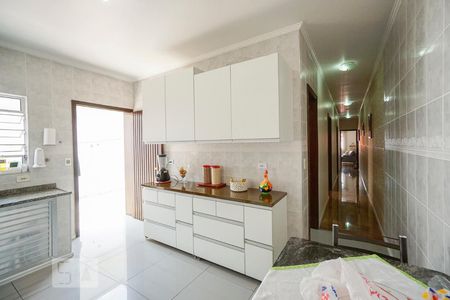 Casa à venda com 230m², 5 quartos e 2 vagas Casa à venda com 230m², 5 quartos e 2 vagasCozinha