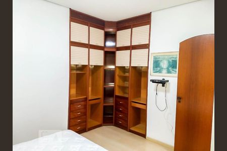 Quarto de apartamento para alugar com 1 quarto, 50m² em Vila Uberabinha, São Paulo