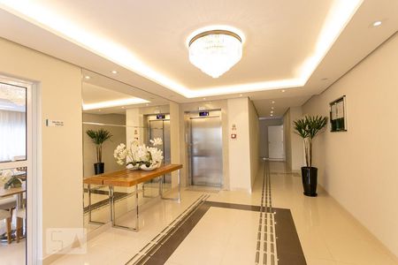 Apartamento à venda com 91m², 3 quartos e 2 vagas Apartamento à venda com 91m², 3 quartos e 2 vagasHall social