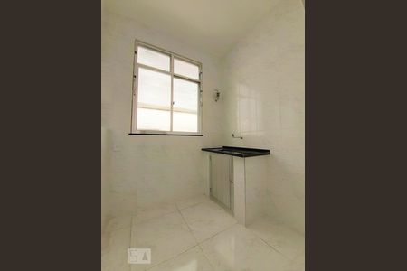 Cozinha de apartamento para alugar com 1 quarto, 60m² em Todos Os Santos, Rio de Janeiro