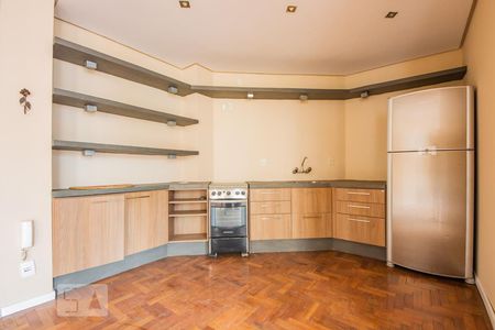 Sala/Cozinha de apartamento para alugar com 1 quarto, 70m² em Rio Branco, Porto Alegre