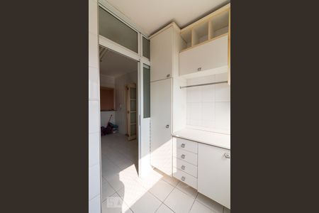 Apartamento à venda com 57m², 2 quartos e 1 vagaÁrea de serviço