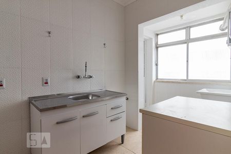 Cozinha de apartamento à venda com 2 quartos, 66m² em Petrópolis, Porto Alegre