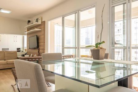 Sala de apartamento para alugar com 2 quartos, 106m² em Vila Andrade, São Paulo