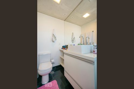 Banheiro suíte 02 de apartamento para alugar com 2 quartos, 104m² em Jardim Avelino, São Paulo