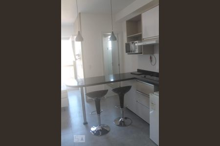 Cozinha de kitnet/studio para alugar com 1 quarto, 29m² em Guaíra, Curitiba