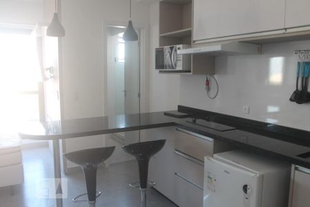 Cozinha de kitnet/studio para alugar com 1 quarto, 29m² em Guaíra, Curitiba