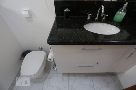 Casa para alugar com 500m², 5 quartos e 8 vagasBanheiro Social