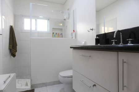 Casa para alugar com 500m², 5 quartos e 8 vagasBanheiro Social