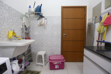 Casa para alugar com 500m², 5 quartos e 8 vagasÁrea de Serviço