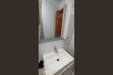 Apartamento à venda com 41m², 1 quarto e sem vagaBanheiro