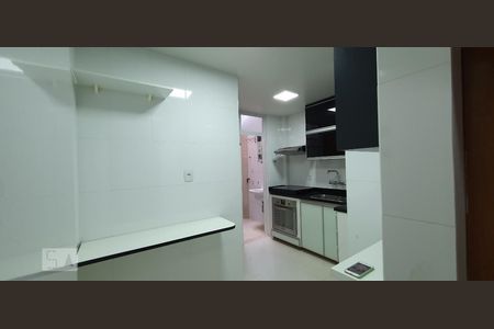 Cozinha de apartamento à venda com 1 quarto, 41m² em Botafogo, Rio de Janeiro