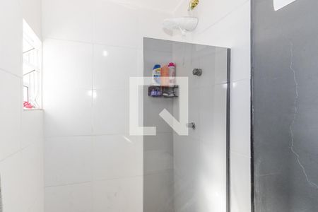 Casa à venda com 220m², 3 quartos e 2 vagasBanheiro da Suíte