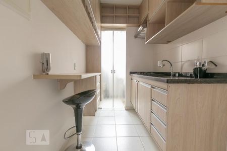 Cozinha de apartamento para alugar com 2 quartos, 43m² em Jardim Iris, São Paulo