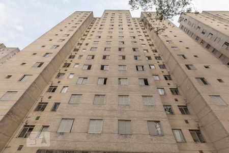 Fachada de apartamento para alugar com 2 quartos, 43m² em Jardim Iris, São Paulo
