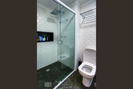 Apartamento para alugar com 98m², 2 quartos e 2 vagasBanheiro da Suíte