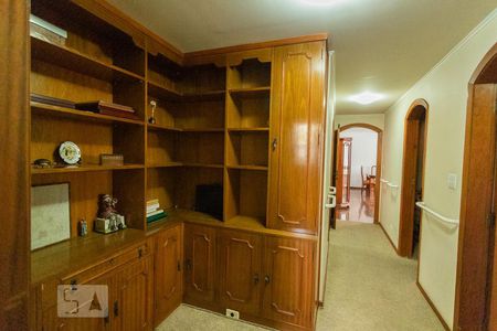 Apartamento à venda com 153m², 3 quartos e 2 vagasCorredor