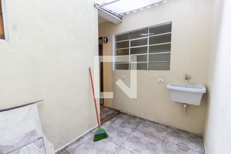 Casa à venda com 80m², 2 quartos e 1 vagaÁrea de serviço