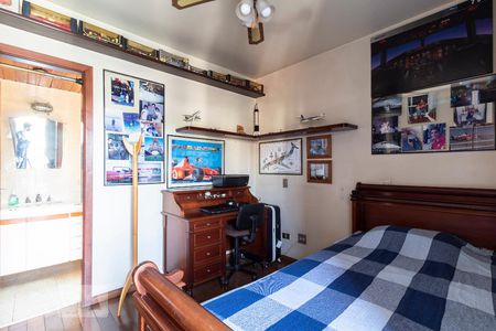 Apartamento à venda com 183m², 4 quartos e 3 vagasSuíte 2