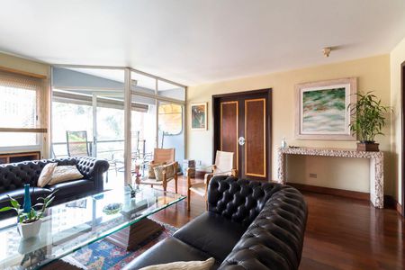 Sala de apartamento à venda com 4 quartos, 183m² em Sumaré, São Paulo