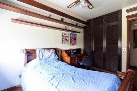 Apartamento à venda com 183m², 4 quartos e 3 vagasQuarto