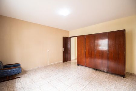 Quarto 2 de casa à venda com 3 quartos, 200m² em Vila Anglo Brasileira, São Paulo