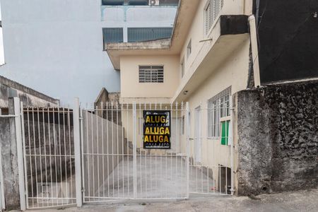 Casa à venda com 165m², 2 quartos e 3 vagas Casa à venda com 165m², 2 quartos e 3 vagasFachada