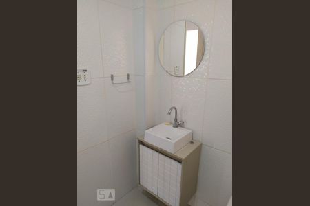 Apartamento para alugar com 71m², 2 quartos e 1 vagaBanheiro