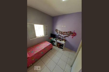 Casa à venda com 200m², 5 quartos e 6 vagasQuarto 3