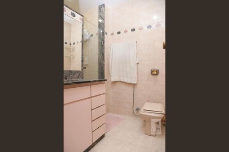 Apartamento à venda com 170m², 4 quartos e 2 vagasBanheiro da Suíte