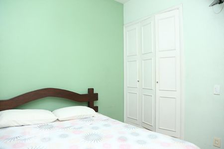 Apartamento à venda com 170m², 4 quartos e 2 vagasQuarto 4