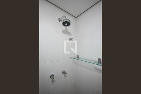 Apartamento à venda com 35m², 1 quarto e 1 vaga Apartamento à venda com 35m², 1 quarto e 1 vagaChuveiro do banheiro