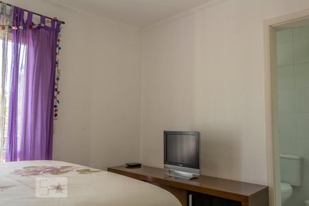 Quarto 2 de casa à venda com 6 quartos, 200m² em Vila Morse, São Paulo