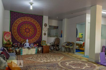 Salão de casa à venda com 6 quartos, 200m² em Vila Morse, São Paulo