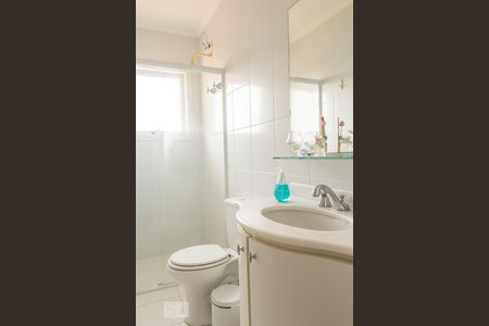 Casa para alugar com 200m², 6 quartos e 4 vagasBanheiro 4