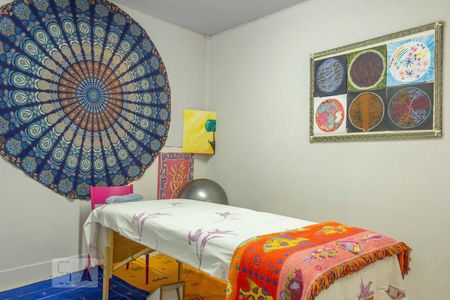 Salão de casa à venda com 6 quartos, 200m² em Vila Morse, São Paulo