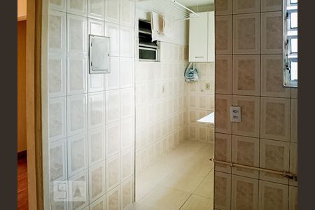 Apartamento à venda com 81m², 3 quartos e 1 vagaÁrea de Serviço