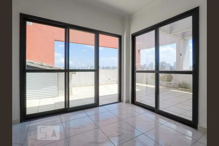 Apartamento para alugar com 3 quartos, 75m² em Bosque da Saúde, São Paulo