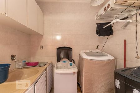 Casa à venda com 630m², 6 quartos e 5 vagasÁrea de serviço