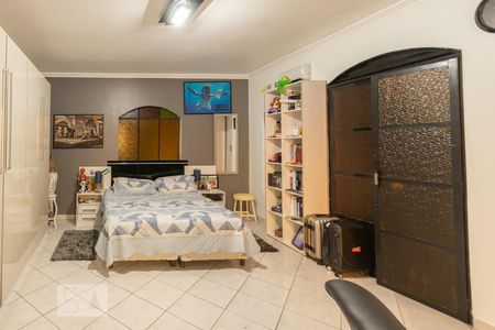 Casa à venda com 630m², 6 quartos e 5 vagasSuíte 5 