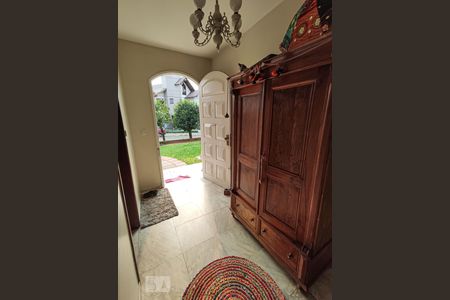 Casa à venda com 269m², 4 quartos e 2 vagas Casa à venda com 269m², 4 quartos e 2 vagasHall de Entrada