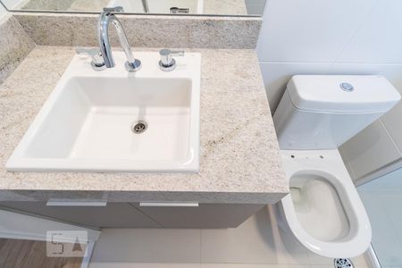 Apartamento para alugar com 73m², 2 quartos e 1 vagaBanheiro da suíte